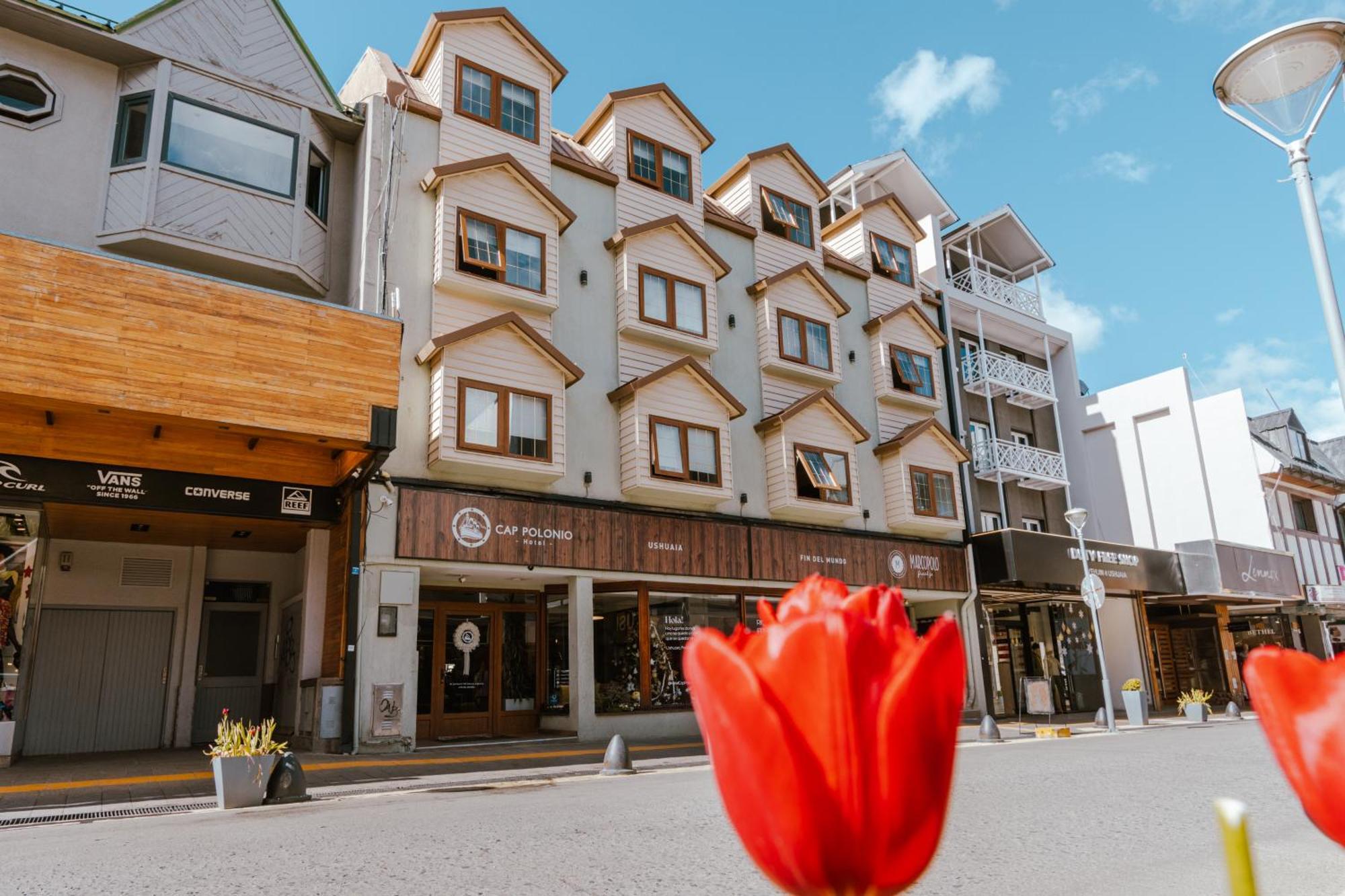 Hotel Cap Polonio Ushuaia Exterior photo